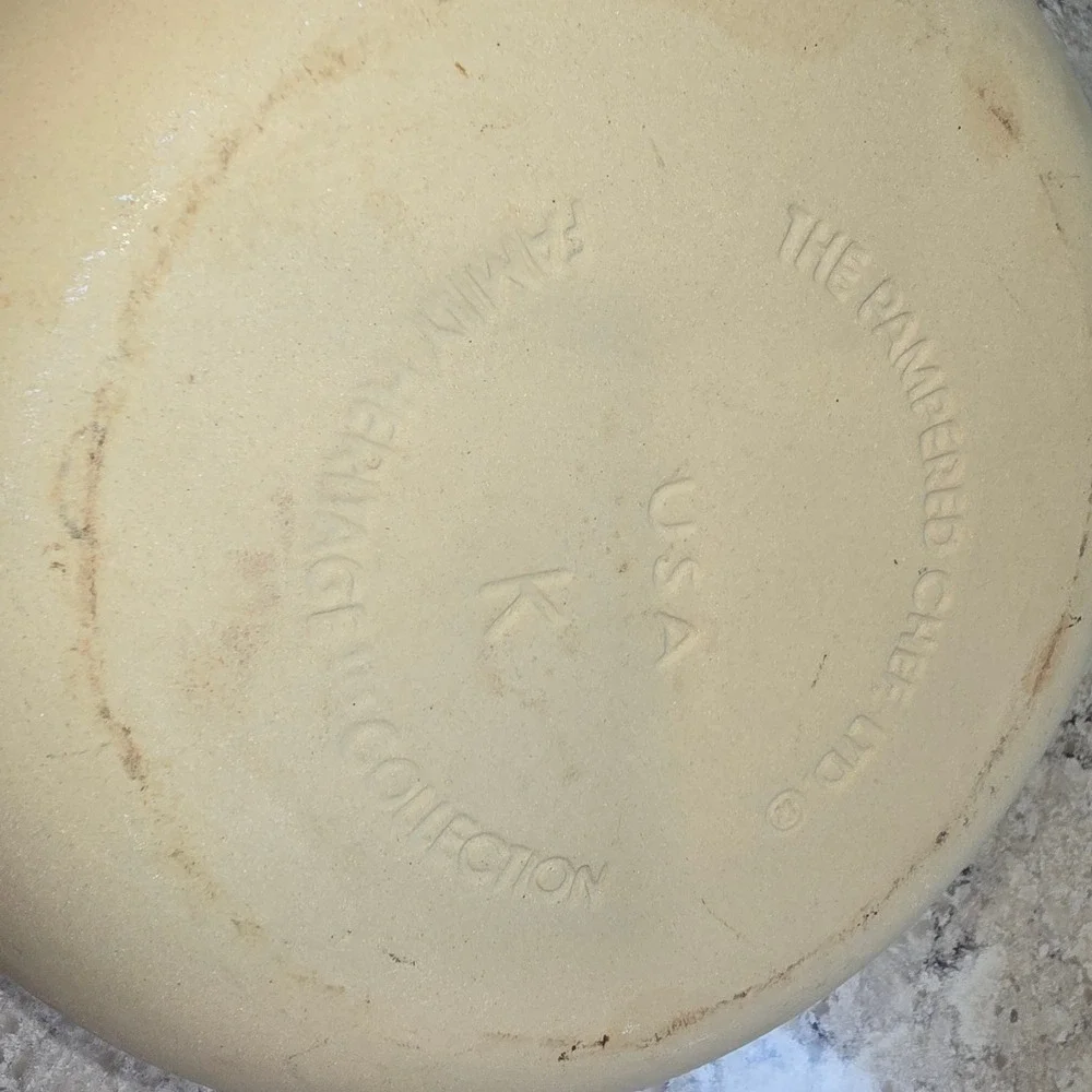 Pampered Chef Family Heritage Collection Stoneware Baking Bowl USA Tan 12.5 Inch
